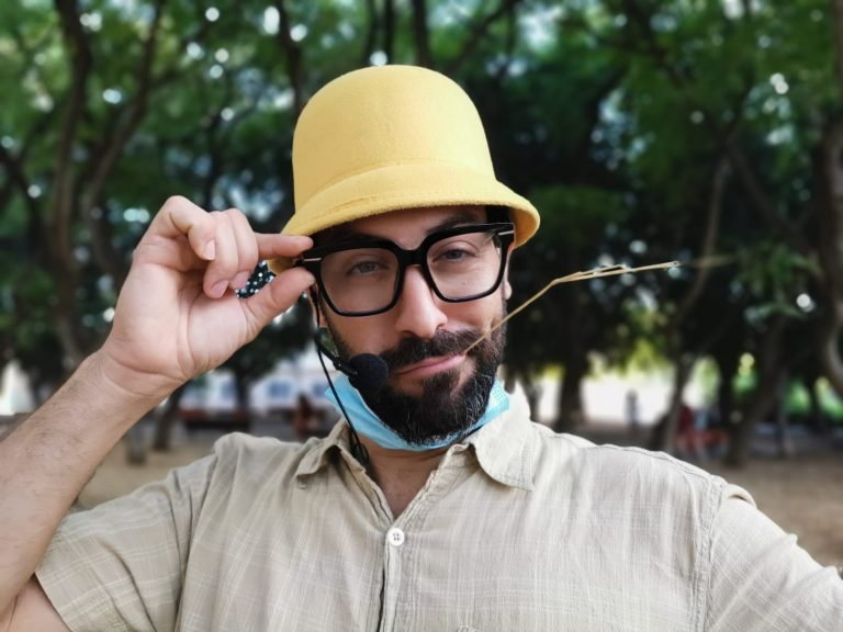 סיור חושים ומחושים