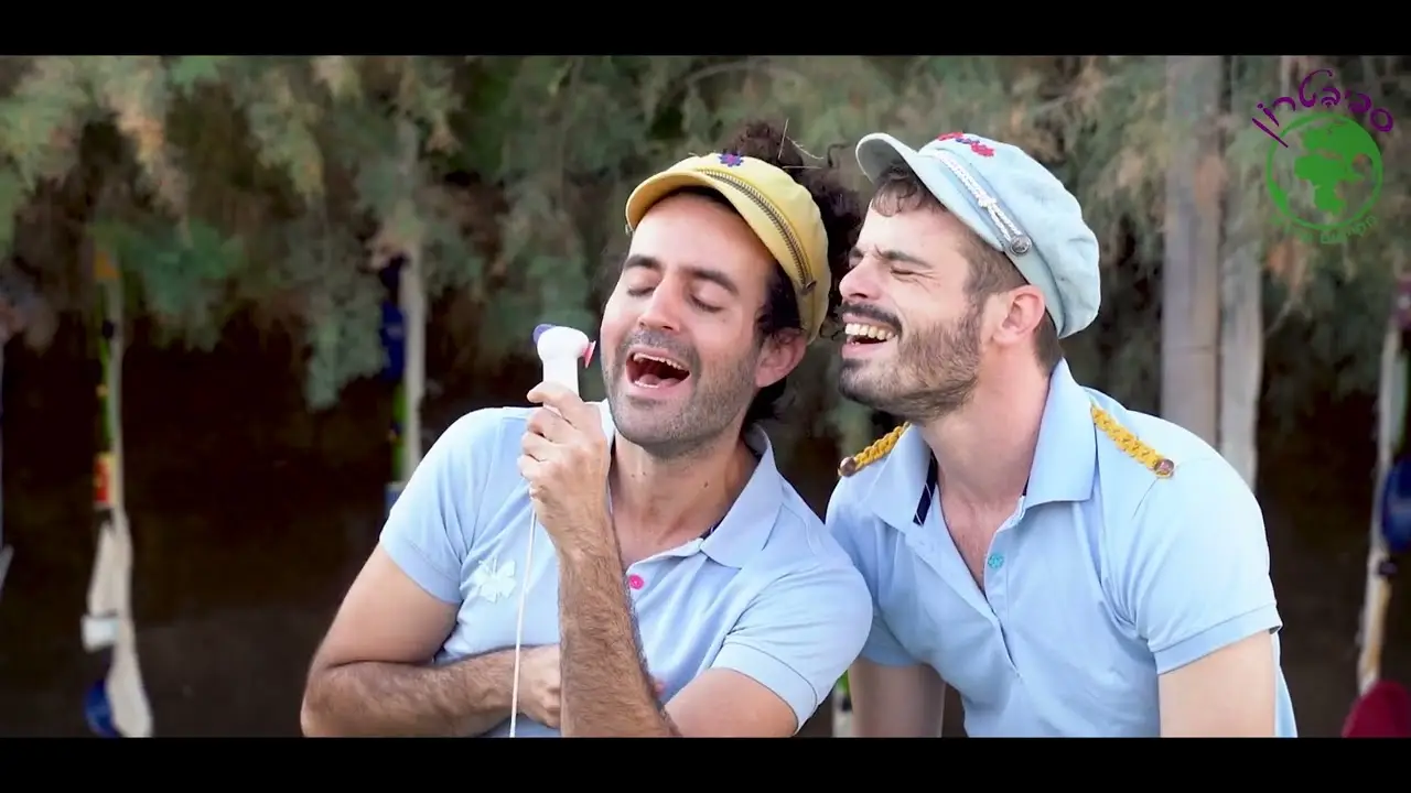 מתוך ההצגה "ככה לא בונים"