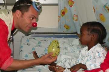 הרצאות על ליצנות רפואית